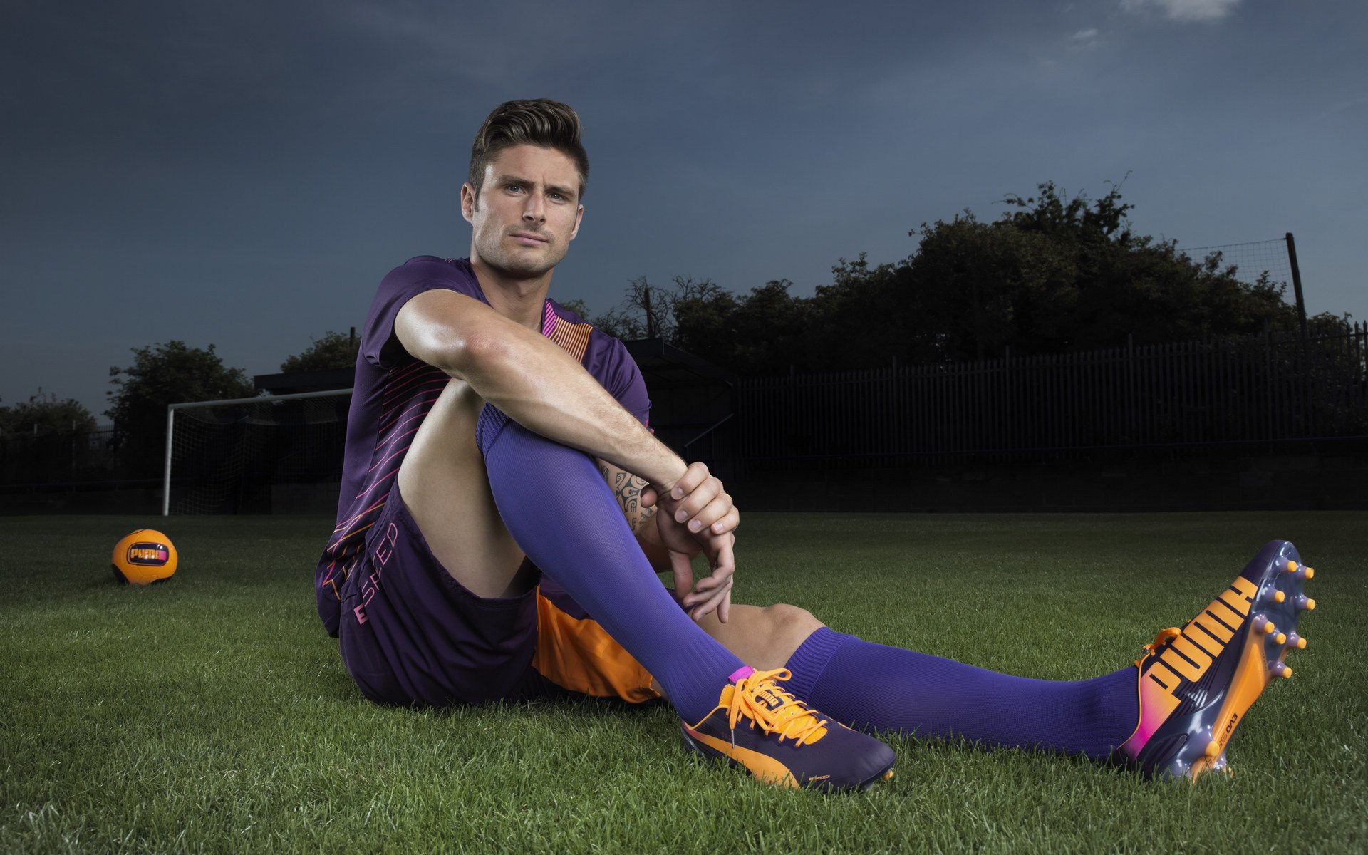 欧洲杯冠军争夺：双方拼尽全力的战场，欧洲杯冠军大热